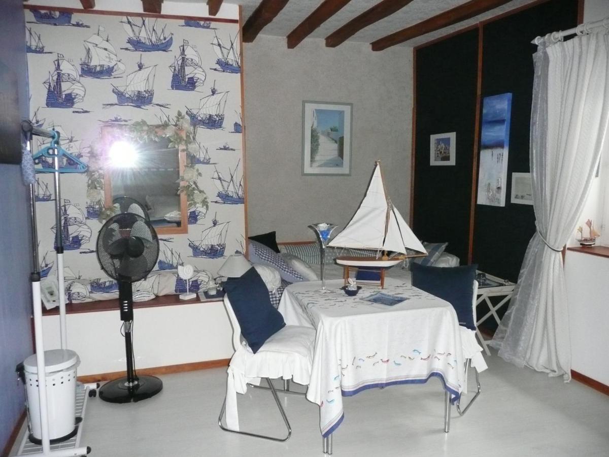 La Belle Des Champs Hotel Saint-Andelain Bagian luar foto